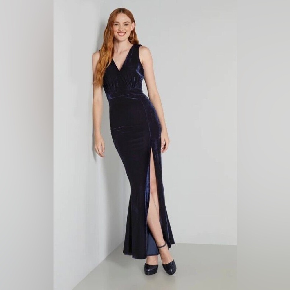 NWT ModCloth x Collectif Navy Angel Velvet Maxi Dress Size 18 with Slit